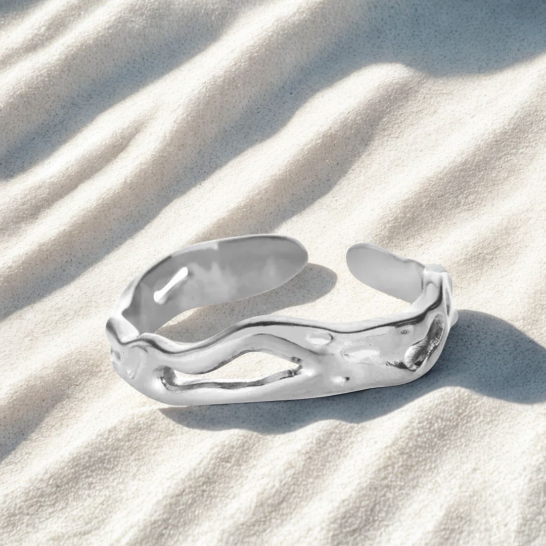 Lucy | Adjustable Sea Organic Band Gold Plated Stainless Steel Ring