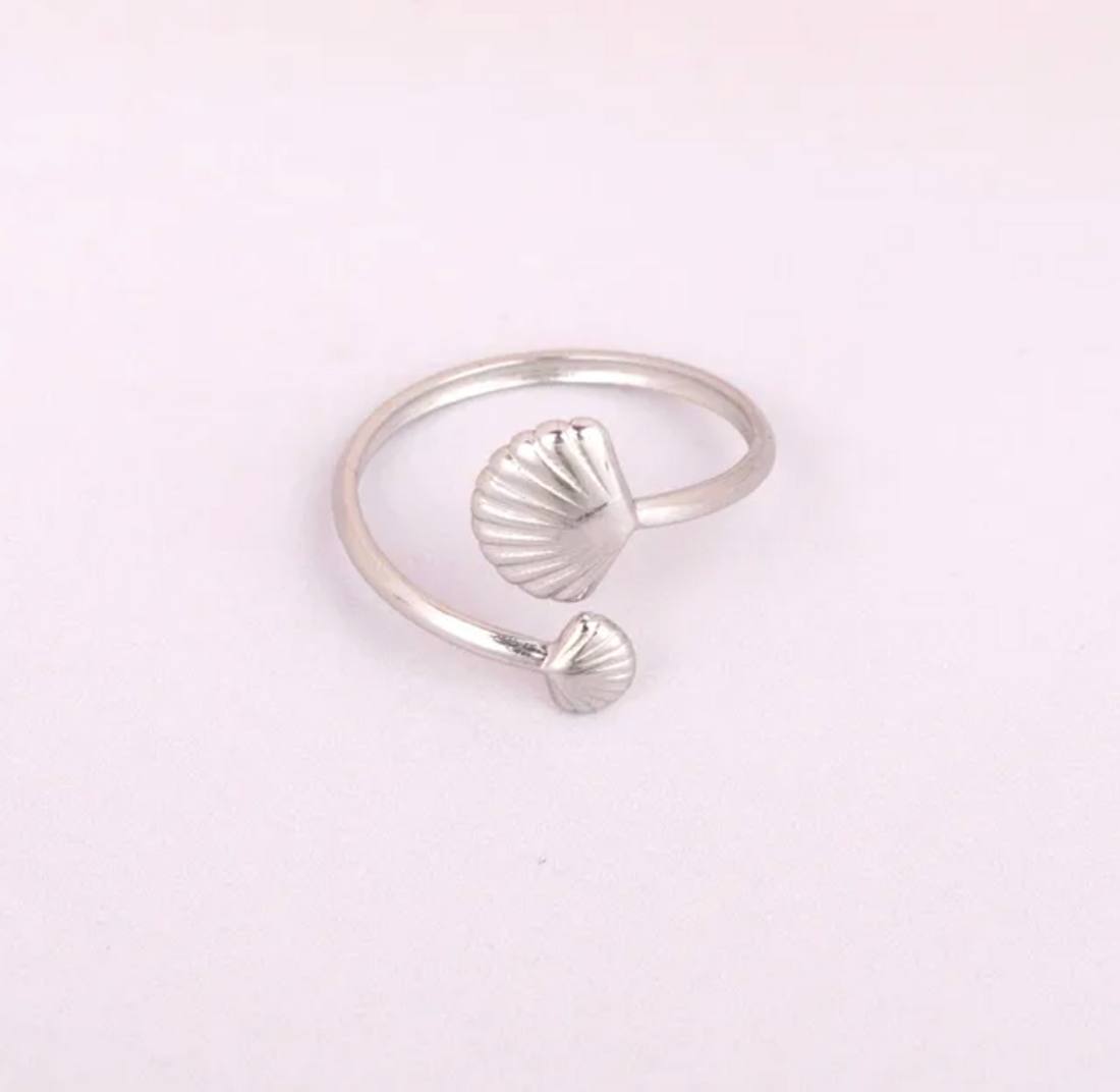 Nate Shell | Adjustable Sea Shell Gold Plated Stainless Steel Ring