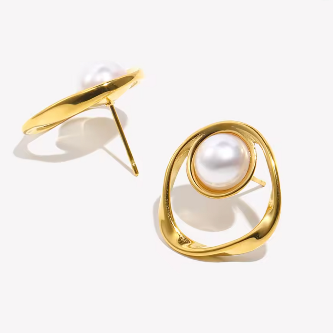 Cove |  Pearl Sculpt Earrings | Waterproof Gold Pearl Earrings