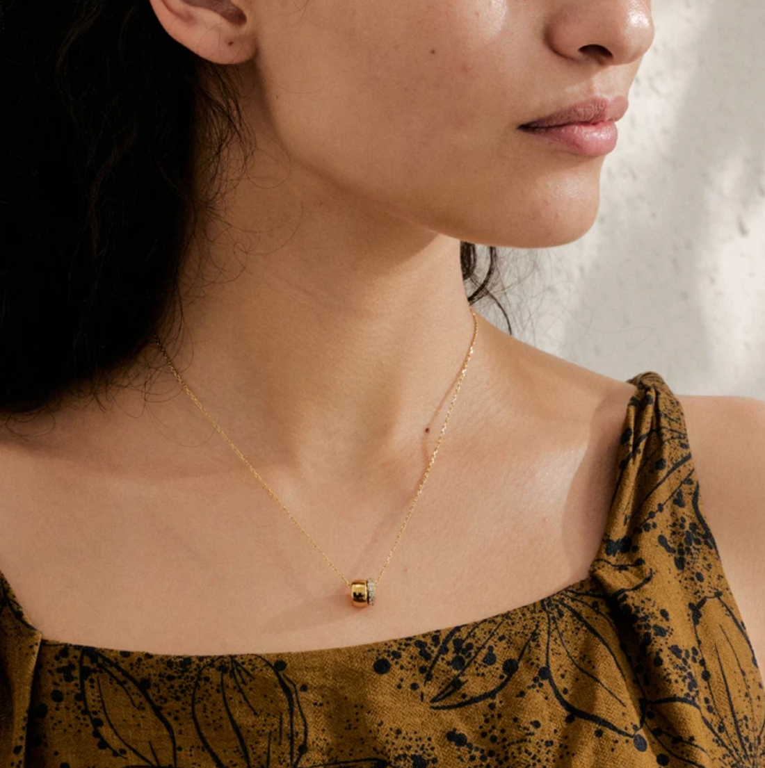 Oriana | Lustre Halo Pendant Necklace | Waterproof Gold CZ Necklace